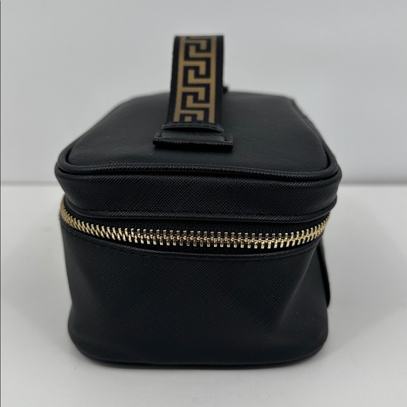 NWOT Versace Fragrances Cosmetic Case- Black/Gold - Picture 3 of 8